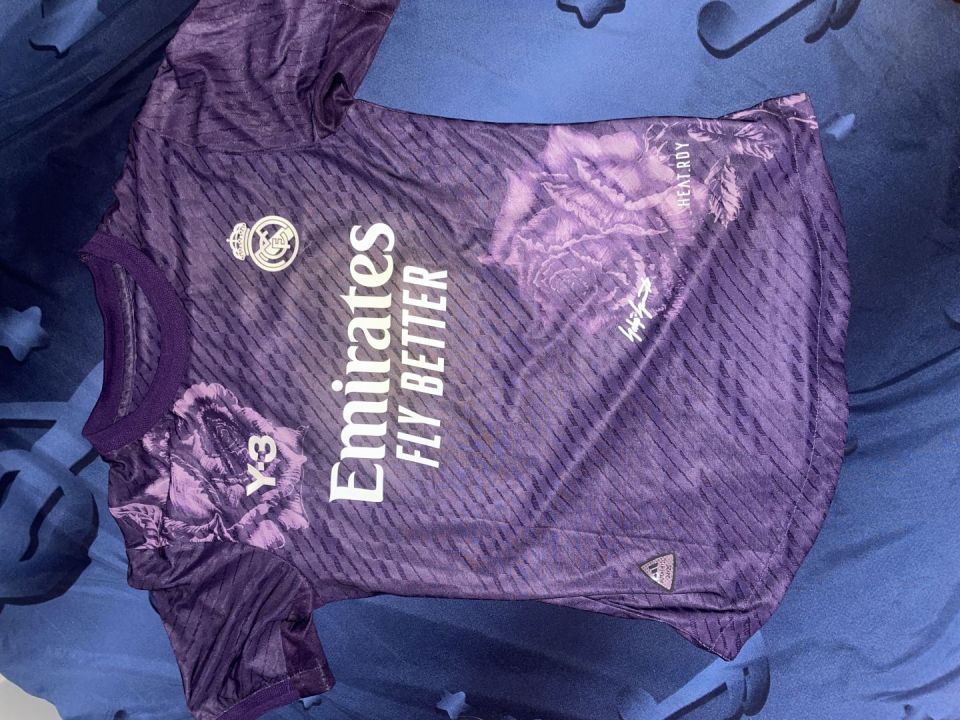 Kids Real Madrid 2025/26 Goalkeeper Kit photo review